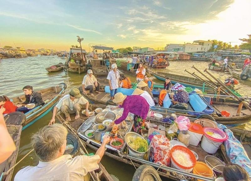 Khach San Nam Do 1 Hotel เกิ่นเทอ ภายนอก รูปภาพ